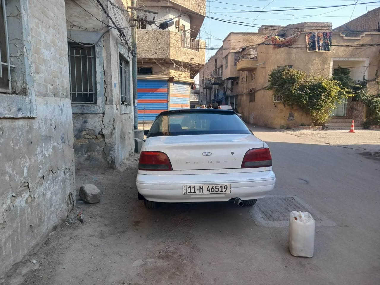 برنس فراشه 1996 كير اوتماتيك جاهزه من كلشي تخم تاير ويل كب شواصي ولغود مكفوله من الضربه و مصبوغه عام للجمالية تخم بطاين جدد وكهربائياتها كلها شغاله وكير ومكينة جدد ترايها وين ما يعجبك 
السعر 36 وبيها مجال 
مكاني بغداد كم الارمن 
ورقمي  *********** بغداد, العراق
