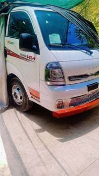 سياره فحل 25 جاهز السياره محوره ماشي 17,000./07800785670