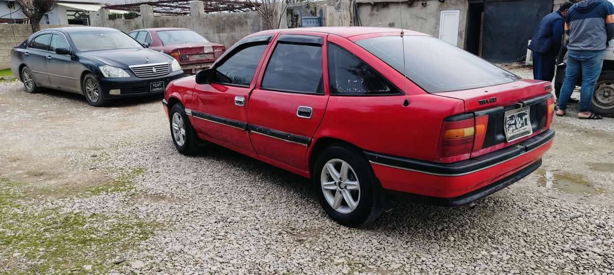 ئۆپڵـ مەکنە 16مەکنەو گێڕ بەشەرت تەقەوڕەقەی بەشەرت چوار تایەی تازەبۆ بەستراوە دەعموو لێدراوی نیە گەرم لایت فڵچە هەمی ئیش ئەکات سەیارەکەزۆر پاکەو ماڵی دۆسە شوێن هەڵە بجەی تازە نرخ 11گەڵا قفڵی بۆ پەی وەندی  ***********
