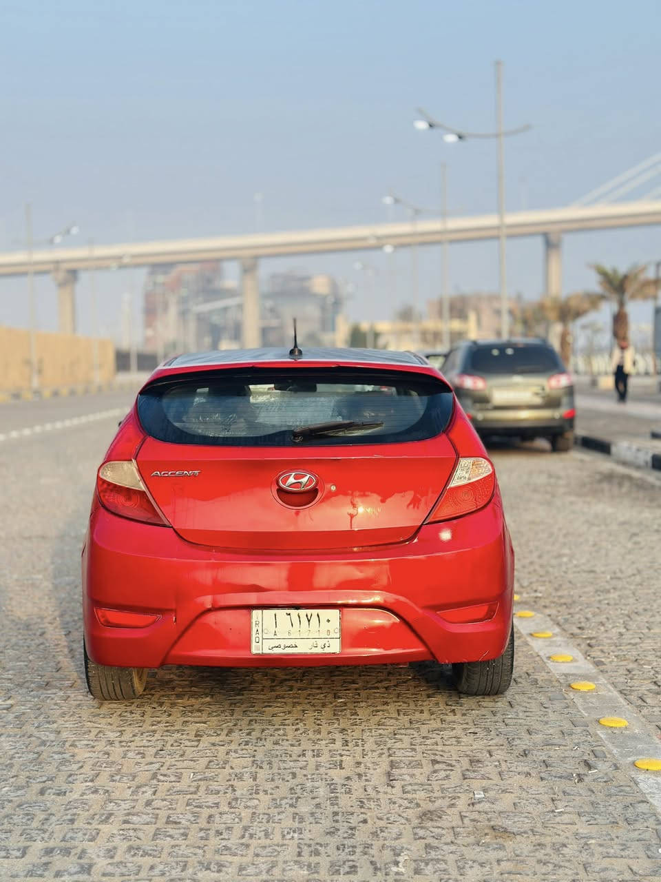 السلام عليكم 
اكسنت هاشباك 2015
السيارة جاهزة ونضيفة كير محرك حدادية
تبريد وتدفئة بالكشنات
سيارة مابيهة نقص 
مكاني البصرة
***********
السعر 90 بيهة مجال قليل
