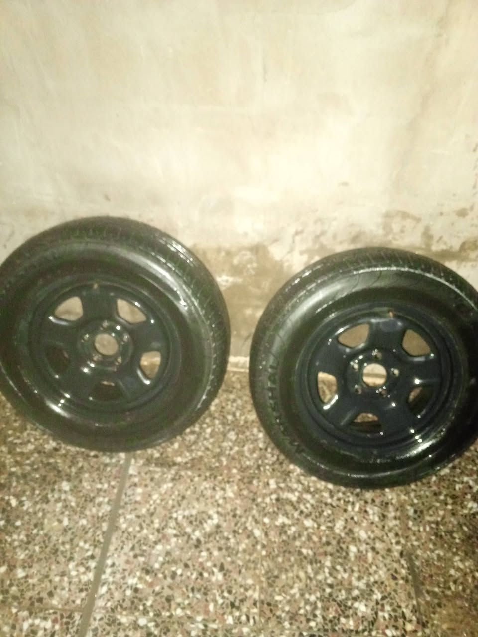 للبيع ويل جارجر ١٧ زوج مو تخم الواحد ب40
ويل اسود 16 هم زوج الواحد ب 30
مكان نجف واتساب ***********

بدون تاير تايرات مو نظاف
