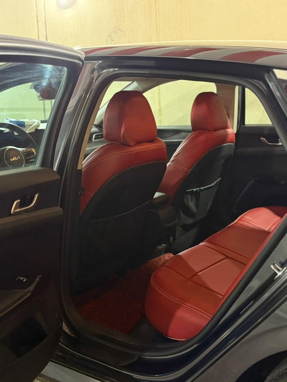 السلام عليكم 
كي فايف 2023
سعره 170. ورقه وبي مجال 
حادث خلفي بدون ايرباك قبق جنطه مبدل 
وجاملغ خلفي صبغ 
مواصفات نص فول 
رقم بابل معوقين وكاله عامة 
السياره جديده وضع الشركه ومابيه كل نقص متذب عليه دينار
مكانه كربلاء ***********
