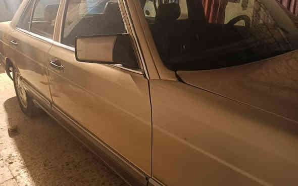 السلام عليكم مرسيدس جامبو موديل 86رقم واسط گير محرك 2500جديد حداده حلوه لون ذهبي مكان السياره ميسان العماره السعر 42بيهه مجال ***********
