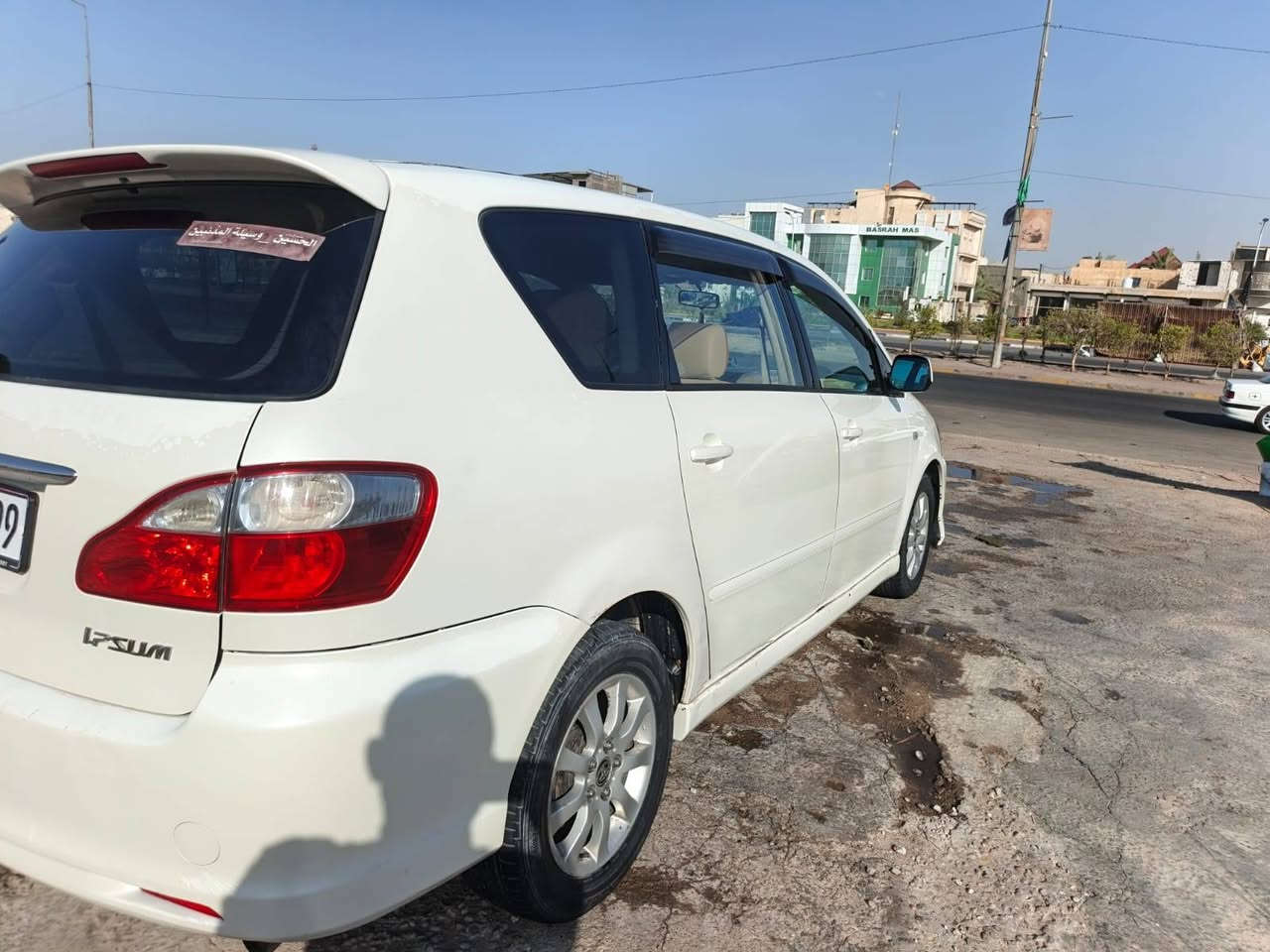 السلام عليكم ابصم موديل 2001 اصل بسمي شخصين مكفولة من الصبغ مكينه كير حداده تبريد كله جديد السعر ١٢٠/ *********** () ***********
