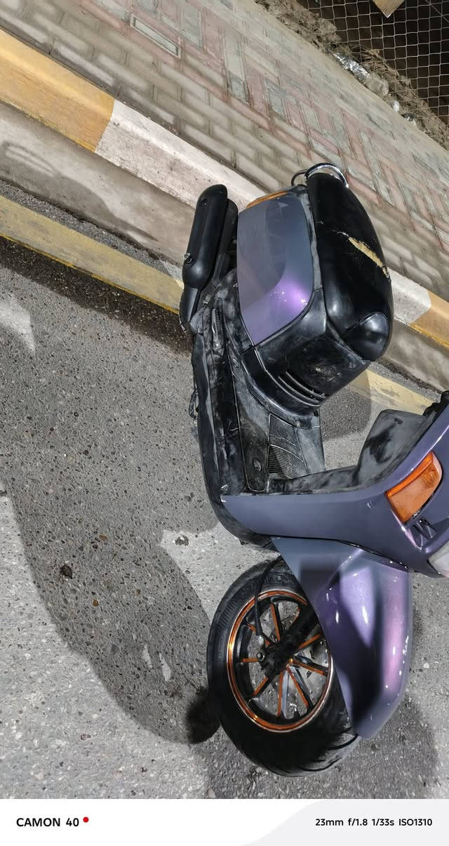 سلام عليكم إخوان دراجه بوليس موديل ٨مكينه ٥٥ شرط شلعه والمعدل ونعومه الدراجه جاهزه كهربائيات كله شغاله السلف عوزه شخاطه فقط والباقي كله شغال لبيع أو امراوس بربعه كير مكاني اطوريج *********** وبي واتساب هم
