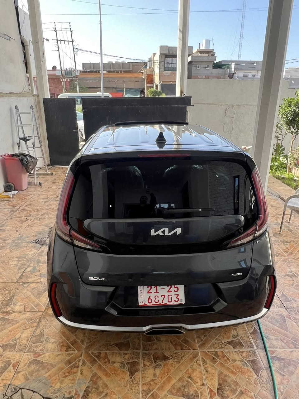 سلام عليكم
كيا صول ٢٠٢٣
رقم كاتي تترقم شمالي 
سياره واحد على واحد فول
موصفات GT lien
ضرر موضح بصوره 
فقط بونيد صبغ بدون اي دواخل شرط
صبغ فقط بونيد حادث بصوار موجود
سياره سلايت 
شحن لسلكي 
صالصنه وسط
دواخل مطعم احمر
ردار امامي جانبي كامره خلفي 
خط مسار 
شاشه جبير 
سياره فول حتى تشغيل عن بعد 
كشنات جلد 
سعر جوا سوك 
148 ورقه بي مجال هم ماكو هيجي سعر بهذا موصفات 
مكانه كركوك 
***********
