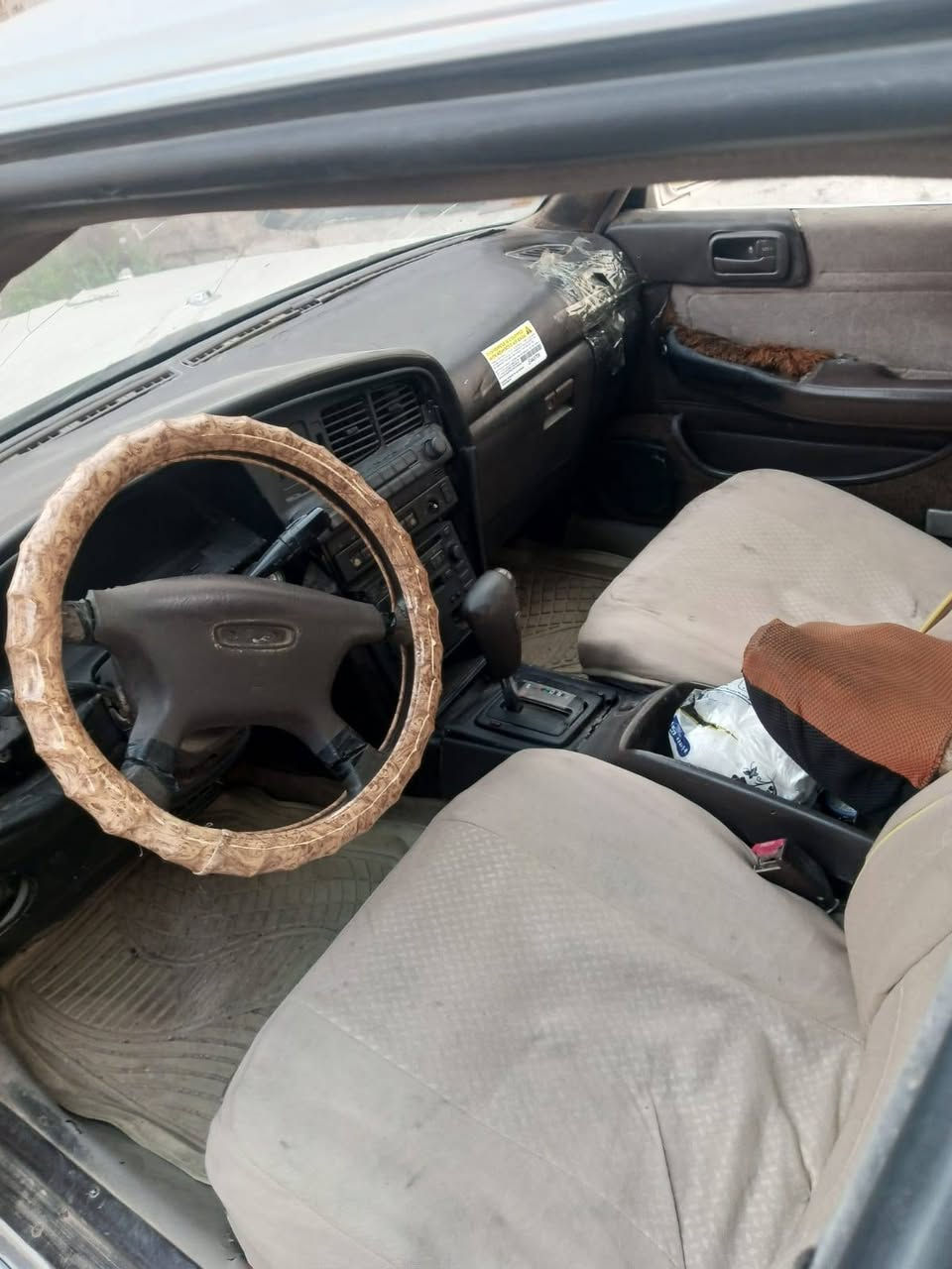 شيزر موديل 1991
مكينة ونجي جديدة 
السنوية نافذة سنة 2021 
والگشر كما موضح بالصور 
السعر: 28 وبيها مجال 
المكان: ديالى المقدادية 
رقم الهاتف: ‏‪***********‬‏
