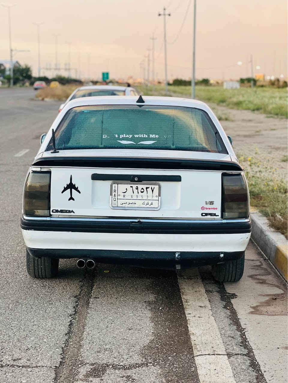 ئؤپل ئؤ ميگا 1992 شه ش پيستؤن مه كينه به ته 3000 ئؤتوماتيك گيرمه كينه ى به شرت سه نوى تا2029تا زه يه كارتى به نزينى هه يه كا ره باى كامل به شه رت گشتگيانى به شه رت جركى تيا نيه ما لى دؤسته پيشو دواى كه پيسه جوار تا يه ى لؤك ژم ***********زم *********** شمشمل, السليمانية
