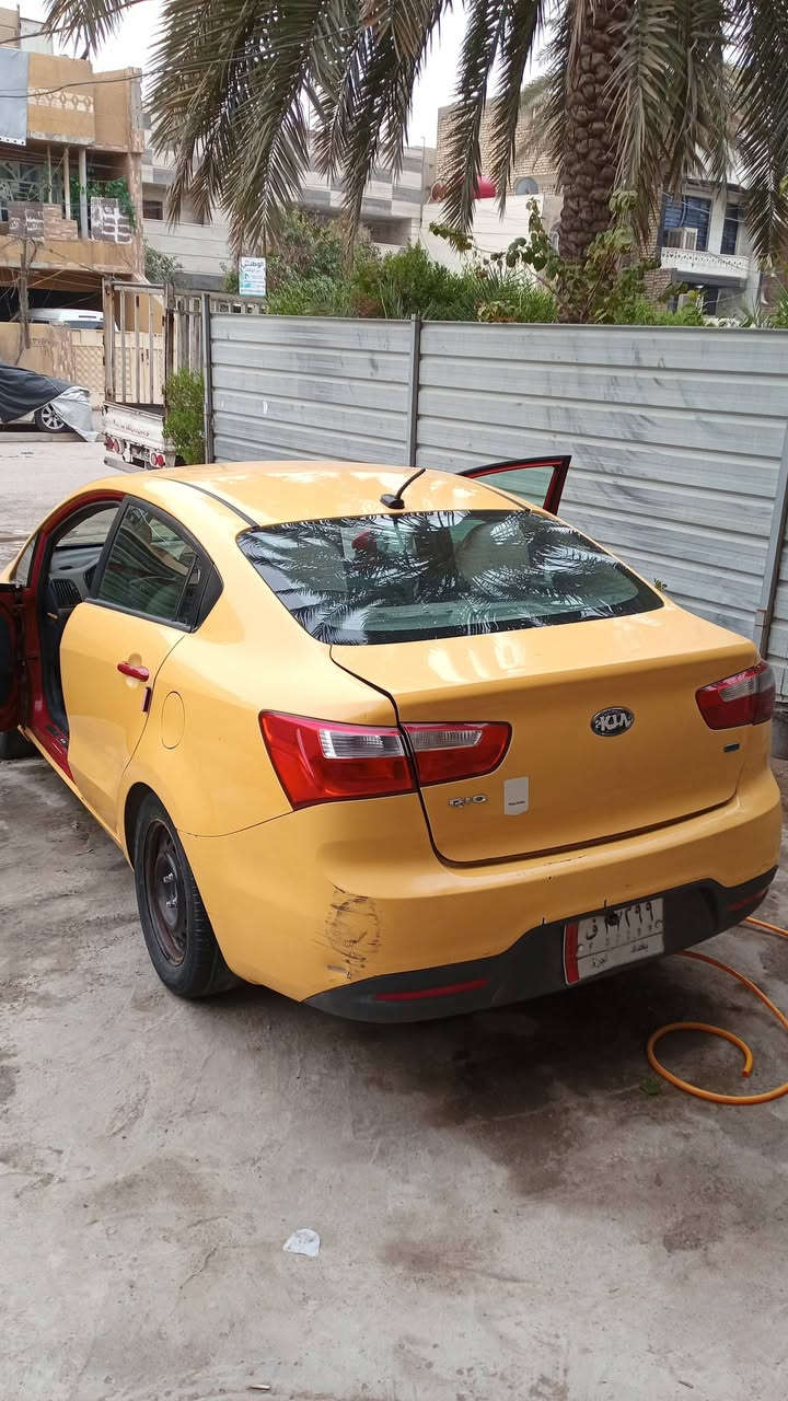 السلام عليكم
كيا ريو امريكي2014 حادث دعاميه وبنيد بدون دواخل
المكينه كايمه السعر 68 
***********
