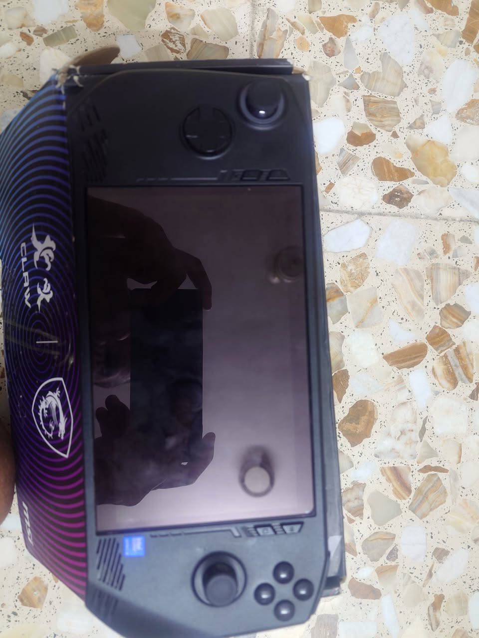 جهاز msi claw 5 ultra 
الجهاز شغال للمراوس بلابتوب msi gs 65 او للبيع 
السعر 400 الف بدون عمله 
مكاني مدينه الصدر نا عدي توصيل


**إذا كنت صاحب هذا الإعلان وتريد حذفه لأي سبب، رجاءا أرسل رسالة إلى الدعم الفني**