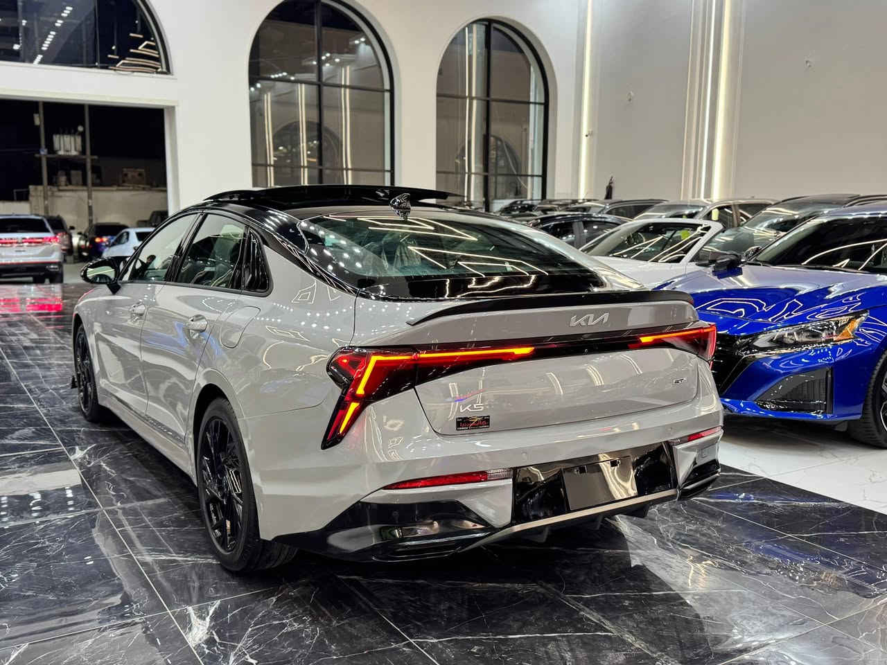 𝟐𝟎𝟐𝟓 𝐊𝐈𝐀 𝐊𝟓-𝐆𝐓.𝐋𝐈𝐍𝐄

كيا K5-GT.LINR مودیل : 2025

اللون : سمتي مميز سقف اسود 

عداد المسافة : 17الف

حجم المحرك : 2.5L ( 4,سلندر )  

ملاحطة السيارة : فقط بونيد صبغ بدون دواخل

كافة الايرباكات سليمة 100%

المواصفات : 𝐆𝐓.𝐋𝐈𝐍𝐄

فول فول مواصفات ١/١

فتحة سقف بانورما

كيج الكتروني

بصمة ابواب

بصمة تشغيل

تشغيل عن بعد ,𝐑𝐄𝐌𝐎𝐓𝐄 𝐒𝐓𝐀𝐑𝐓

شاشة دشبول ديجيتال

شاحن وائر ليس

كاميرا

هاند بريك بصمة

اوتو هولد ،𝐀𝐔𝐓𝐎 𝐇𝐎𝐋𝐃

اوتو ستارات،𝐀𝐔𝐓𝐎 𝐒𝐓𝐀𝐑𝐃

اوتو ستوب ,𝐀𝐔𝐓𝐎 𝐒𝐓𝐎𝐏

رادار امامي (تحديد مسار)

رادار جانبي  (نقاط عمياء)

رادار خلفي (التحذير من الاصطدام)

حساسات امامي 

حساسات جانبي

حساسات خلفي

نظام ,𝐄𝐂𝐎

نظام ,𝐍𝐎𝐑𝐌𝐀𝐋

نظام ,𝐒𝐏𝐎𝐑𝐓

تحكم استيرن

استيرن تدفئة 

كشنات جلد

كشنات كهربائي 

كشنات دفئة 

تبريد لمس

تبريد مركزي 

لايتات 𝐋𝐄𝐃 ليد عدسة زينون بيلادي

بكلايتات 𝐋𝐄𝐃 ليد بيلادي

ويل كروم

تفاصيل اكثر الاتصال علی ارقام التاليه

☎️***********

☎️***********

‏‎عنوان📍اربيل فرع ناقلات

معرض كاليفورنيا كارس CALIFORNIA Cars🇺🇸🇺🇸
