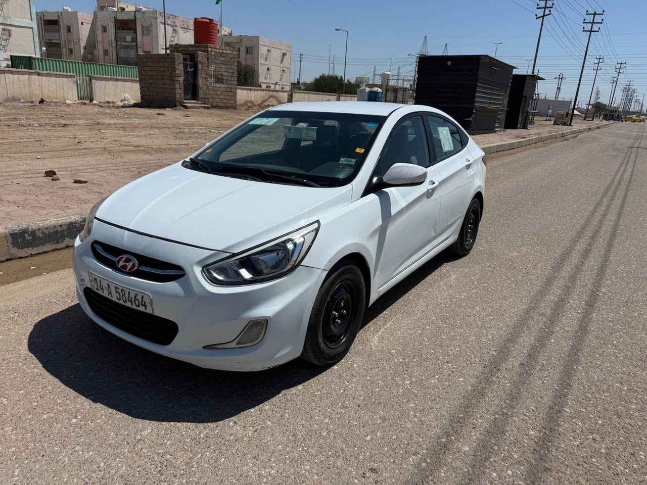 اكسنت خليجي موديل 2016 رقم بصره دولي سنويه جديده سياره نص فول مكينه 1600 دوش كفاله سياره بيها جاملغ خلفي مصبوغ فقط سياره جاهزه كير مكينه حداديه تخم تاير تبريد تدفئه كله شغال سعر 89 مكاني ميسان لعماره *********** المجر الكعبي, ميسان
