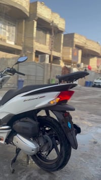 pcx جيل الثاني مكينه 150 ماشيه 20الف دراجه نضيفه كلش سعر 16 بكاني بغدا...