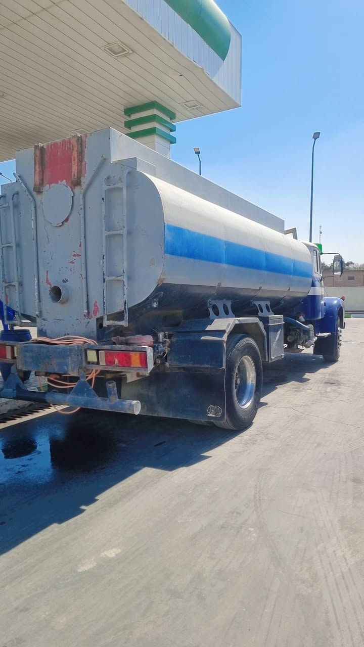 سلام عليكم
للبيع سكانيه 111
بل سنويه تنكر 
رقم نكليزي بصره 
محرك سوبر جديد 
سياره جاهز الشغل
مكان بغداد السياحي 
***********
***********
