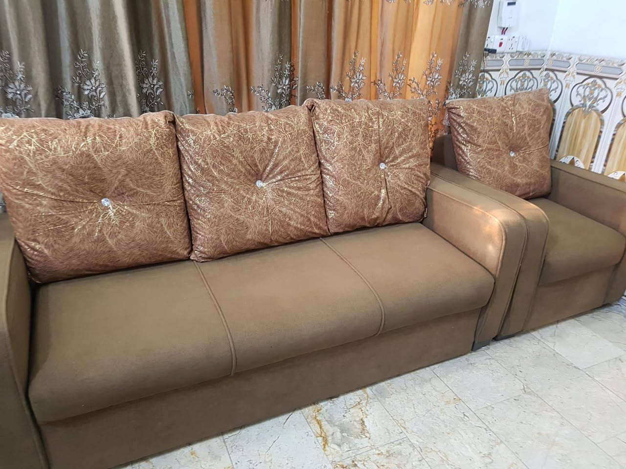 السلام عليكم تخم للبيع السعر ٣٠٠ وبي مجال العنوان بغداد الحرية الاستفسار على الخاص


**إذا كنت صاحب هذا الإعلان وتريد حذفه لأي سبب، رجاءا أرسل رسالة إلى الدعم الفني**