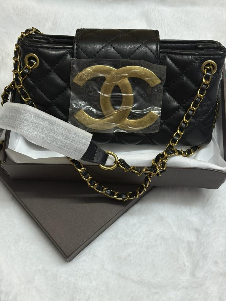 شانيل ماركه مختمه مني وحجم كبير وبكوالتي عالي
وتساب***********
