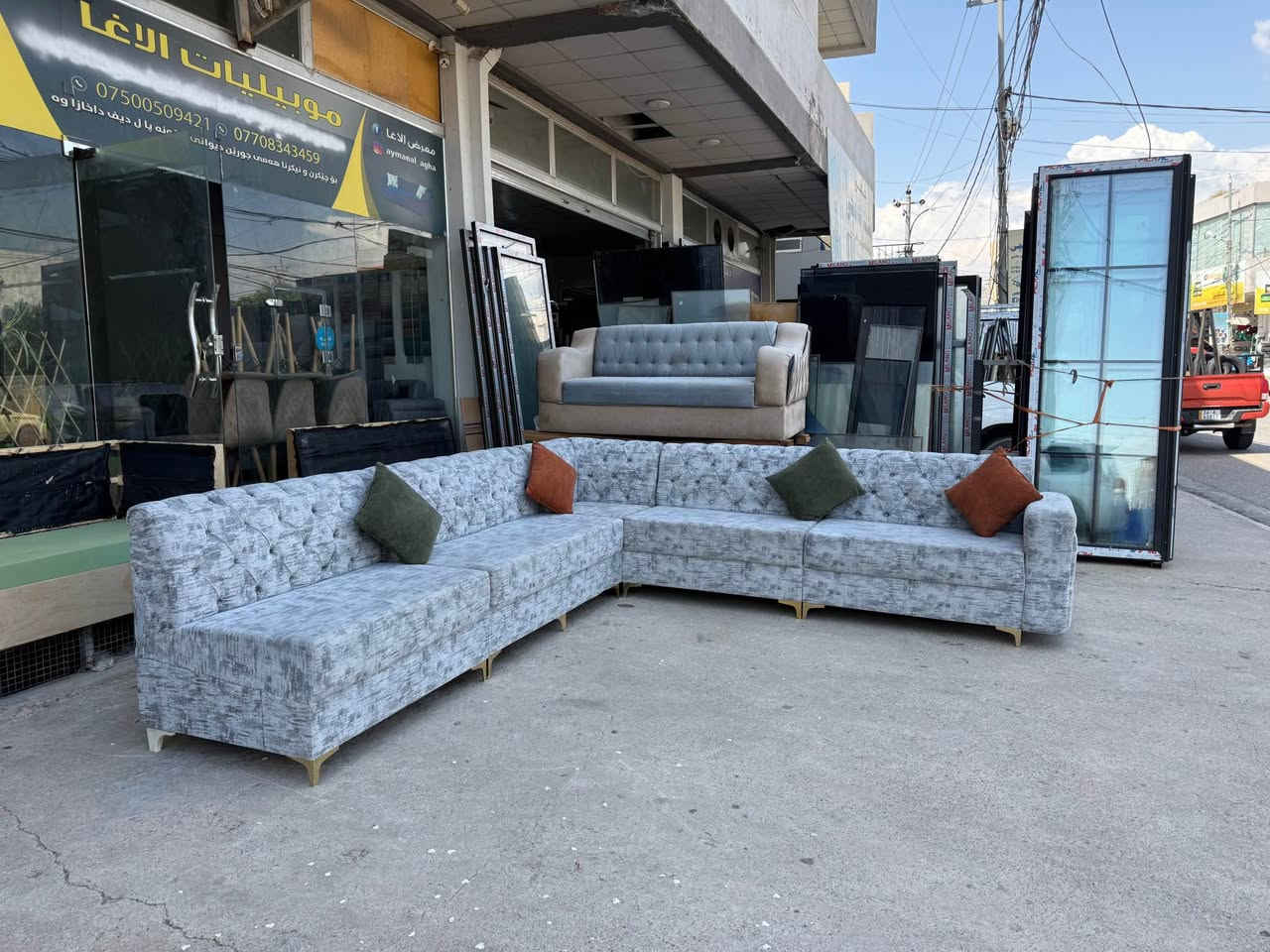 ديوان حرف L. خشب واسفنج بحاله جيدا10 نفر. مع 4 كوشات 
سعر بلاش 175 الف
عنوان دهوك مالطا 
*********** دهوك, العراق
