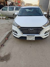 توسان موديل 2020 خليجي بي بارد بل جاملغ خلفي وبيه صبغ ربع لباب خلفي ال...