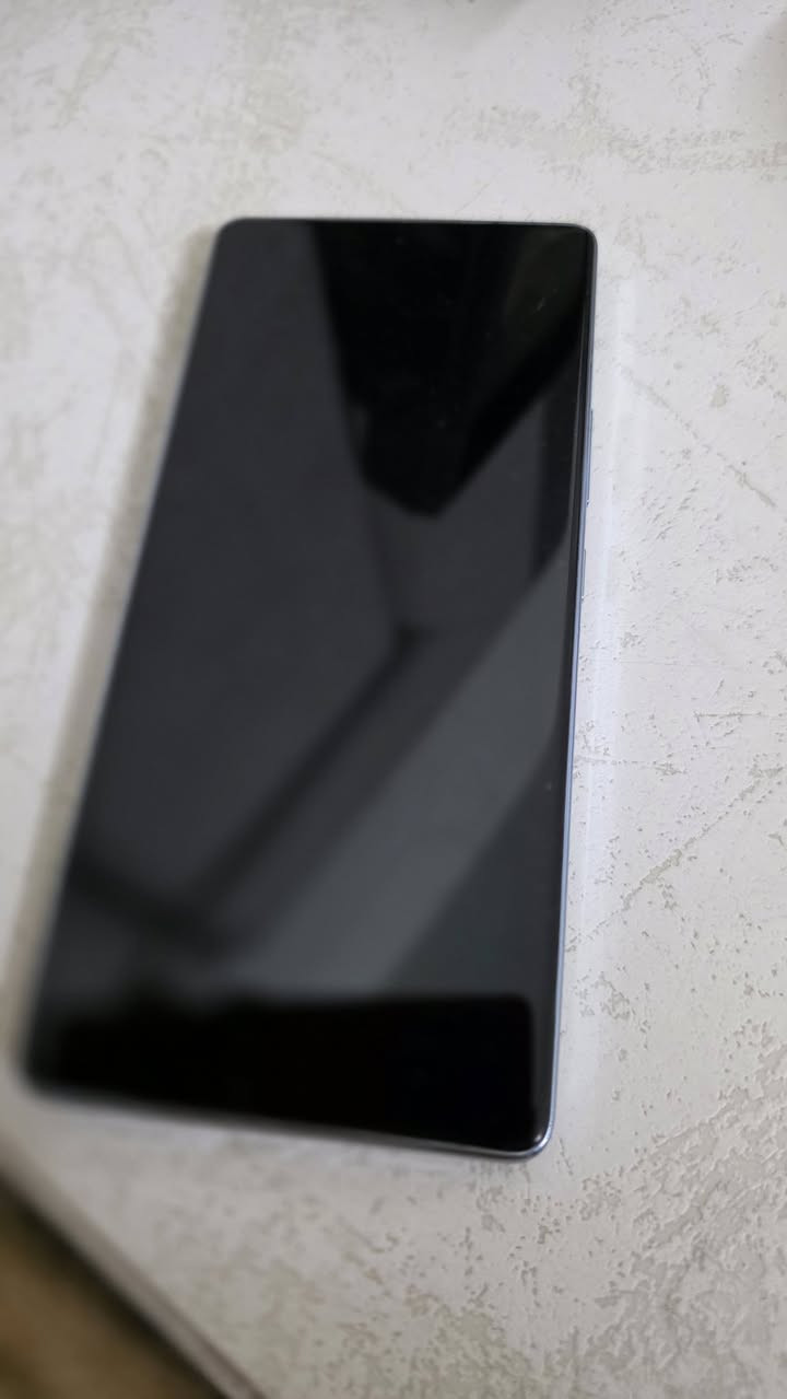 سلام عليكم 
جهاز  من  شركة انفنكس  GT20PRO
ذاكرة 256
مستعمل 3اشهر
جهاز نظيف 100%
شاشه 144تدعم
ممبدل اي شي بي 
يشغل بوبجي 120فريم 
سعر275 بي مجال
رقم ***********
