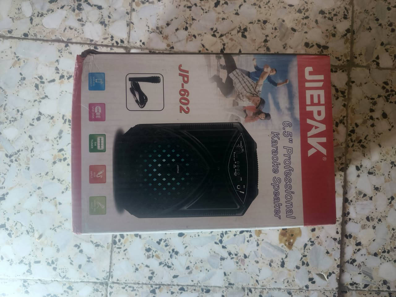 خاص متوفر او واتساب ***********--*********** تعليقات ماارد دزة اي صورة وانطيك التفاصيل والسعر... بغداد
