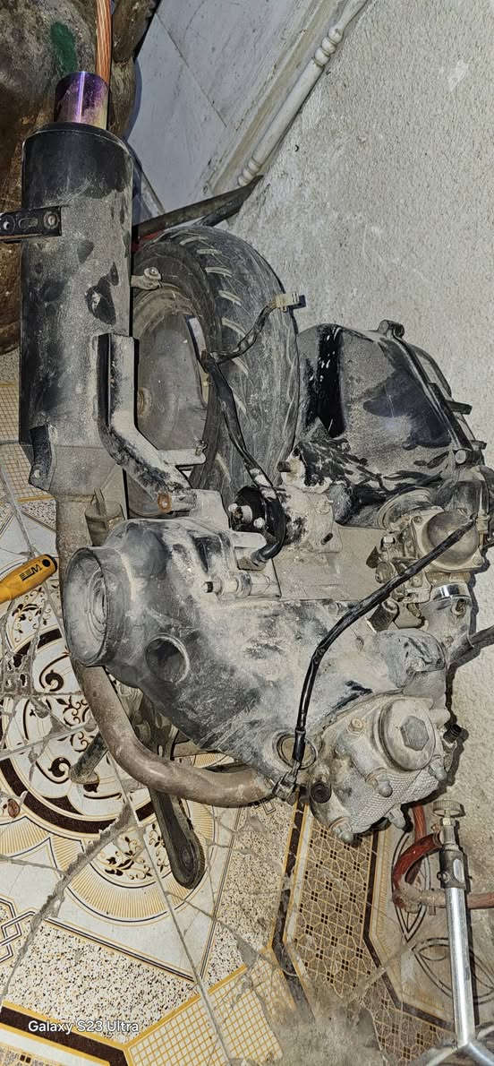 للبيع مكينة ماكس عدلة عوزه بس قبق هندر شغالة ونضيفة بكان ميسان   

سعر 250وبيهة مجال للطيبين
***********
