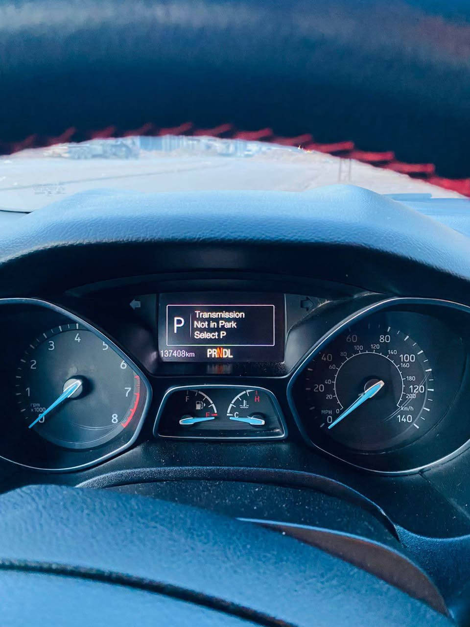 Ford focus ٢٠١٨ 
٣بارجه به س په مپه ٢ بارجه سبوغه بي ژوري بي ليدران ٥٩٠هه زار غرامه ي له سه ره سه نه وي نويه رقه م نويه گيرو مه كينه به شه رت ١٣٠ هه زار روشتيه *********** واتس اب يان ڤايبه ر أربيل, العراق
