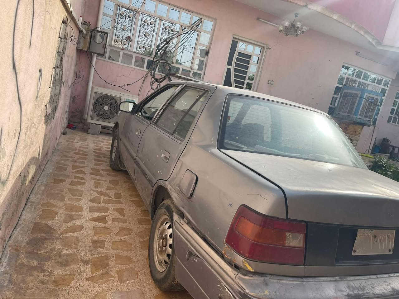 هونده بوني موديل 93 كير محرك انضاف صاحبه مسافر عندي وكالة منو قديمة عندي تواصل ما صاحبه سنوية ابيض تبريد شغال ابيع من هل كاع سعرها 12 ورقه ترهم مراوس ***********/***********
