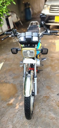 اربع كير 2024 موديل مكفوله اوراق كل نقص ما بيها كهربائيات شغالات 07766...