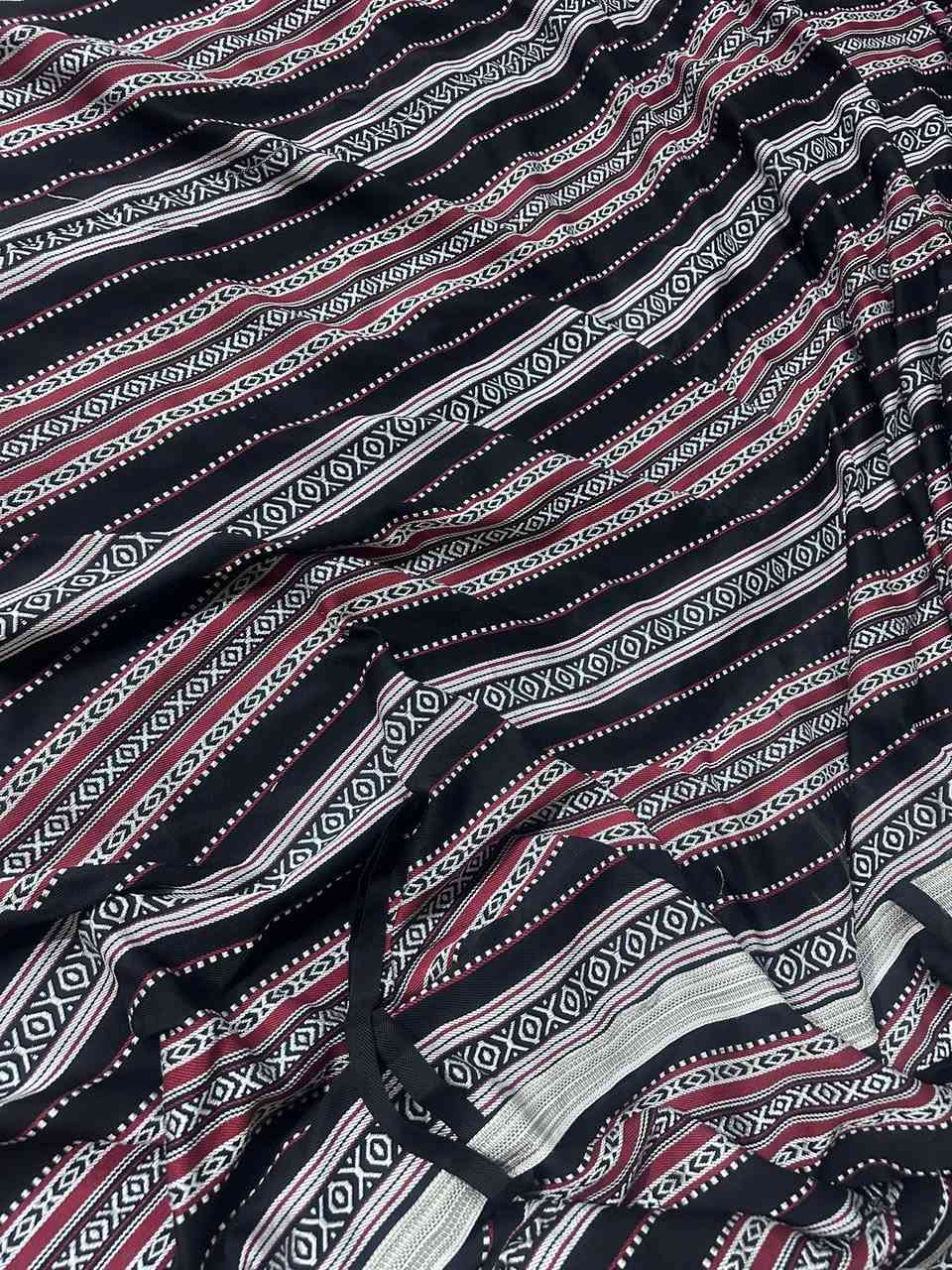 ⸻

✨ جادر موكب قماش سدو – حياكة درجة أولى ✨

نوفر جادر موكب من قماش السدو
شغل فوق العالي وجودة مضمونة 👌

🔸 حياكة درجة أولى
🔸 خياطة درجة أولى متقنة
🔸 سفايف داير مرتبة
🔸 شدّادات متينة وقوية
🔸 الطول ٨ أونص
🔸 الدايت ٩

قماش يتحمل الاستخدام ويعطي شكل تراثي وهيبة مميزة للمكان 🏕️

📩 التواصل خاص للطلب والاستفسار***********
