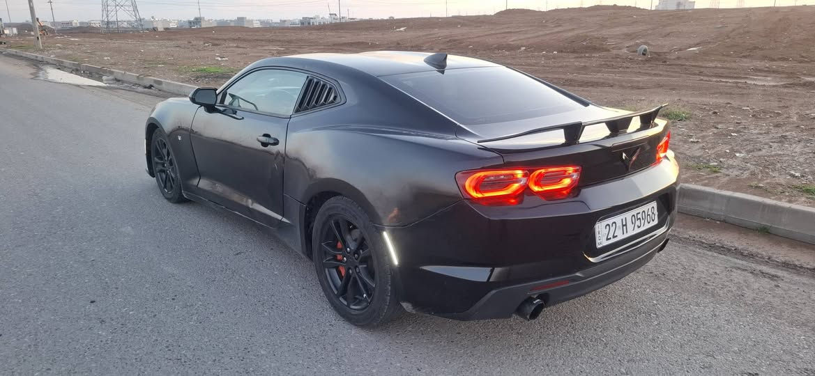 كمارو مديل 2022 رقم اربيل كلشي جديد جاهزة السيارة بيها ٤ قطع شواصي وايربكات سليمة4 سلندر تيربو سعر 135 بيها مجال ***********
