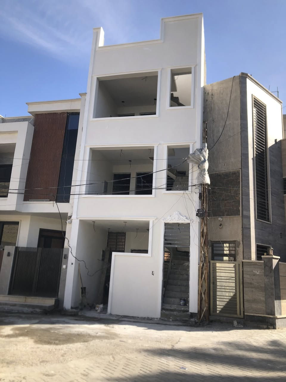 الحمد للة افضل التشطيب اللي يناسب الجميع هذا شغلي داخل العراق واحنا بالخدمة لاهلنا وناسنا*********** ابو جاسم المصري🇮🇶
