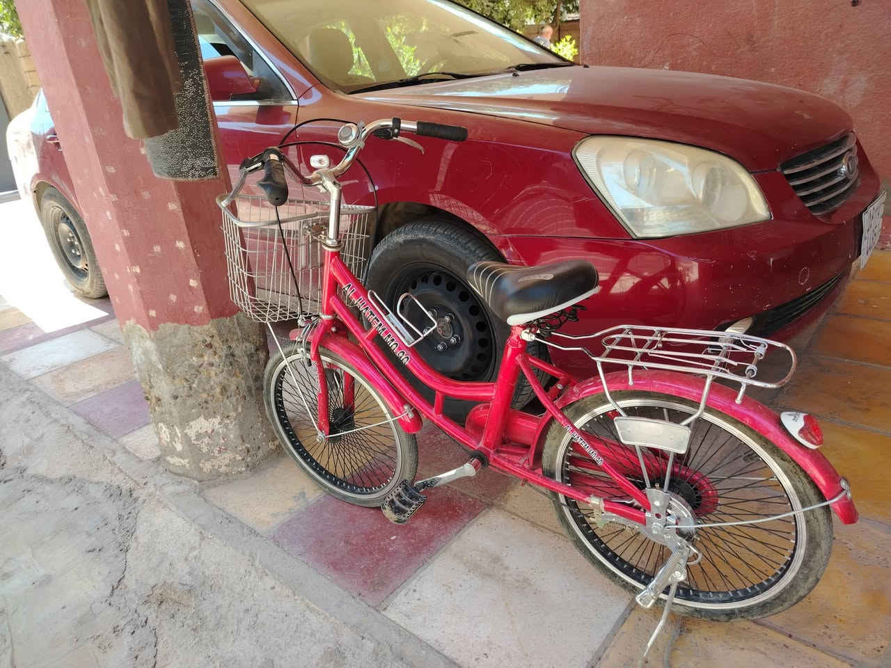 بايسكلات للبيع الأحمر جديد صارله شهر من اشترينا والأزرق مال باله كلش قوي


**إذا كنت صاحب هذا الإعلان وتريد حذفه لأي سبب، رجاءا أرسل رسالة إلى الدعم الفني**