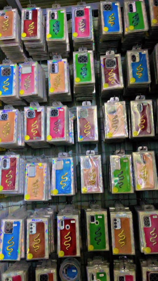 اقوى عرض 200 كفر بسعر 60 الف دينار وتوصيل مجاني ايتمات كلها حديثه 

ايفون واندرويد رقمي ***********
