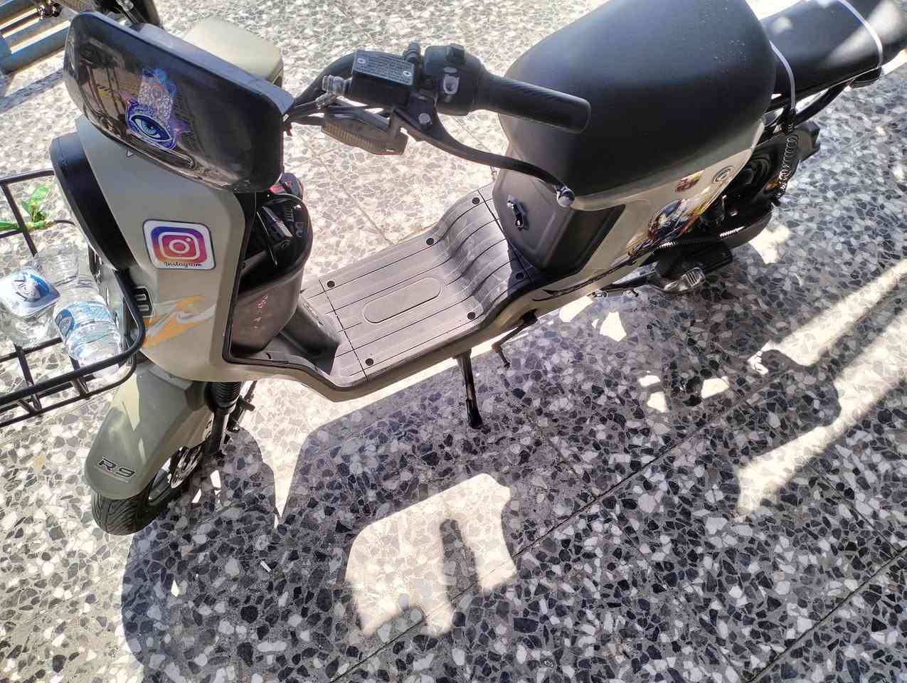 للبيع 350 شراي تفضل خاص  مو شراي لتكسر بسعر


**إذا كنت صاحب هذا الإعلان وتريد حذفه لأي سبب، رجاءا أرسل رسالة إلى الدعم الفني**