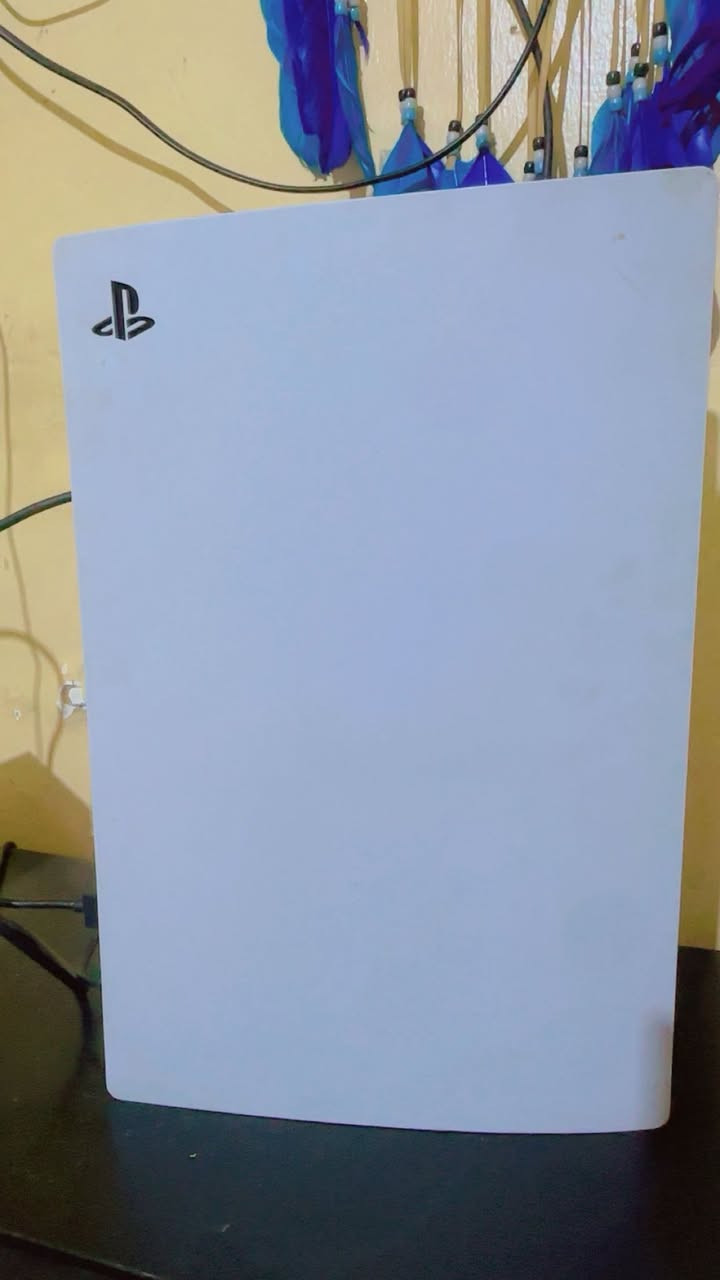 بسم الله الرحمان الرحيم 
اللهم صلي على محمدً والي محمد 
بلي 5 غير مصلح وغير مفتوح شخط وزلق مابي تجي تفحص على البيت وتشوف وتاخذه
ابيع على وضع الشركه 
واحد تيرا غير مهكر 
كله بالكراتون ملعوب بي 6 او 7 مرات
ويا 4 لعاب اون لاين منزلها بفلوس 
صور مرفوعه بامنشور 
وبي اس مرفوع بالمنشور ابيع وضع شركه تفحص وتكلب على مزاجك 
600 بي مجال 
عنواني بغداد كراده ***********
