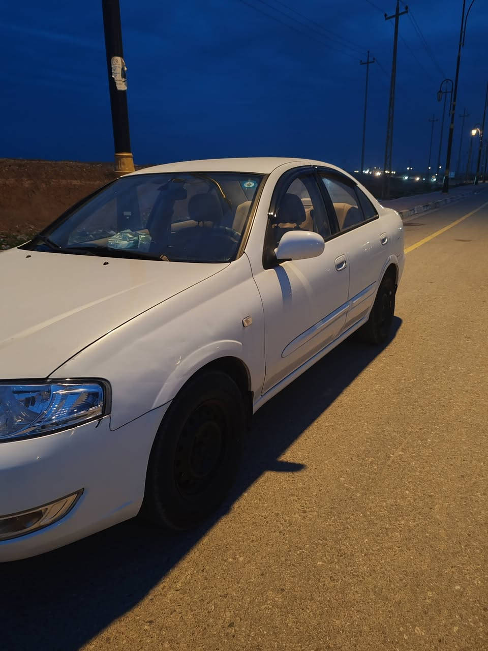 نيسان صني 2007 ورد خليجي رقم انكليزي شرط التحويل كربون بنزين كير توماتيك جام كهرب رقم نينوى بدون صبغ موبيل (***********)(***********)
