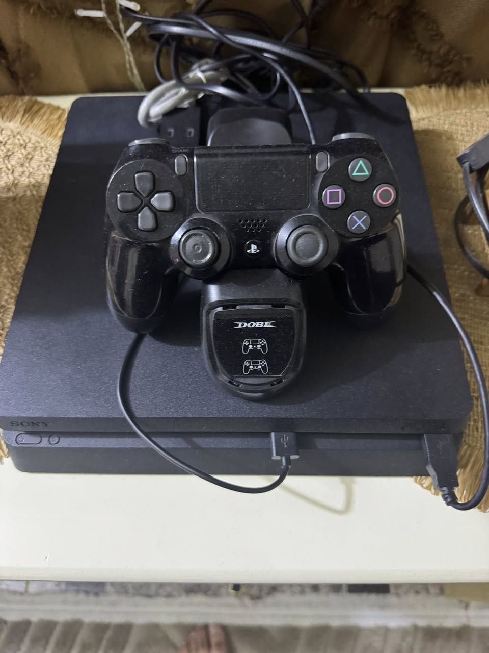 بلي فور مهكر سلم  بي لعبات وجوستك اصلي
استخدام جدا قليل 
العنوان بغداد الحريه 
***********
