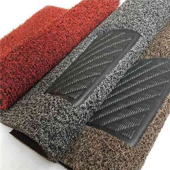 بسعر ١٥الف .........
ارضيات الياف لجميع انواع السيارات 
تفصال حسب رغبة الزبون 
متوفرة بعدة الوان 
السعر ١٥ الف
تواصل عن طريق صفحة او واتس ***********
