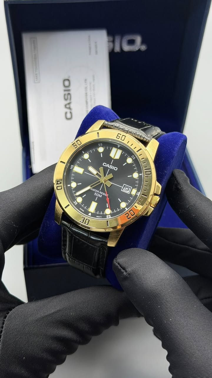 ساعة CASIO الأصلية
تصميم أنيق بإطار ذهبي وسير جلد أسود يمنحك مظهر كلاسيكي فاخر يناسب جميع الأوقات.

المواصفات:

* حركة Quartz أصلية عالية الدقة
* مقاومة للماء WR50
* عرض للتاريخ
* إطار ذهبي أنيق مع واجهة سوداء فخمة
* سير جلد مريح وعملية للاستخدام اليومي
* أصلية مع العلبة والكتيب
* إمكانية الفحص قبل الاستلام

السعر: 85,000 دينار عراقي

للتواصل والاستفسار واتساب:
***********
