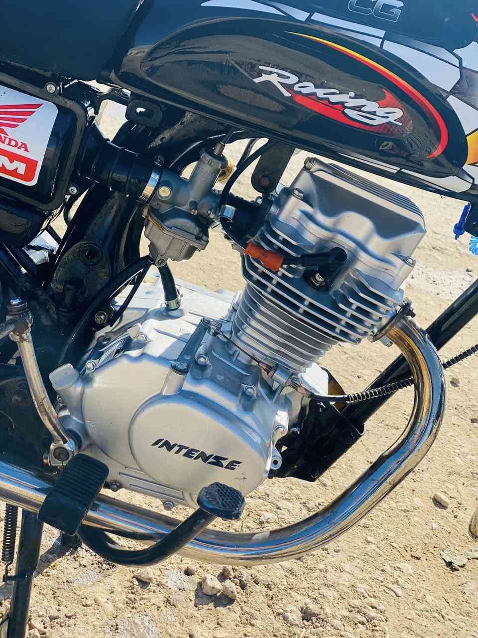 سلام. عليكم دراجه أربعه كير للبيع موديل 25ماً. مفتوح بيه برغي مكاني ديوانيه قضاء سومر رقمي ***********.
