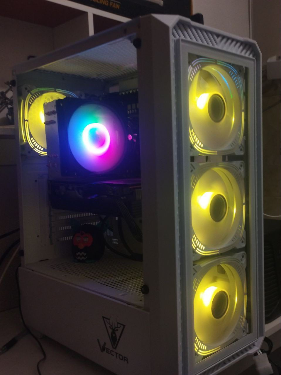 للبيع
الكرت:Rx 5700xt 2K
المعالج:intel xeon e5 2680V4
الباور:Power supply 550W
ddr4
Rgb case
الرامات:Ram 16
السعر 750 و بي مجال 
مكاني كربلاء
***********
