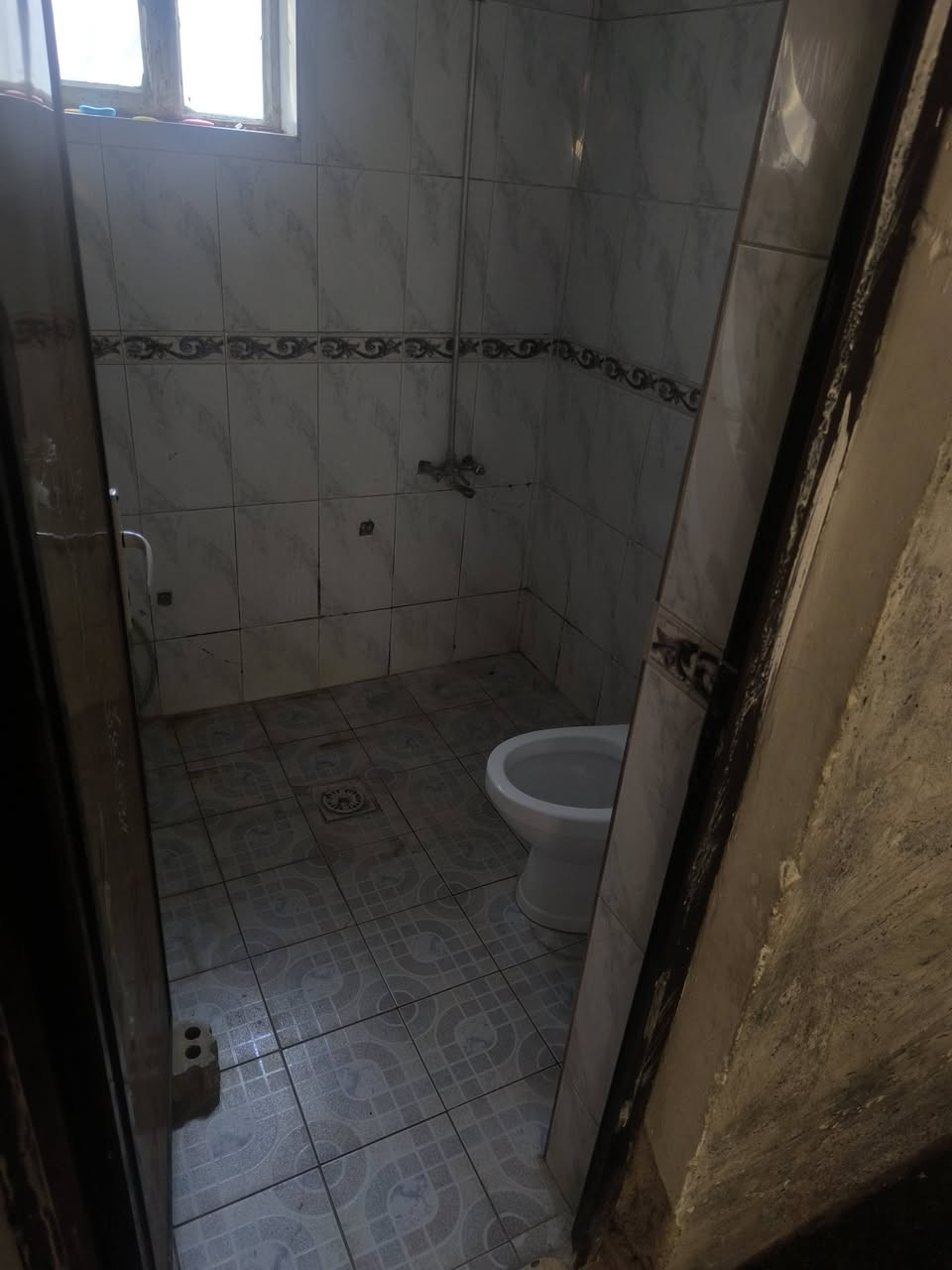 مشتمل طابق ثاني لليجار غرفتين نوم واستقبال حي الاعلام شارع اليمامه ***********
