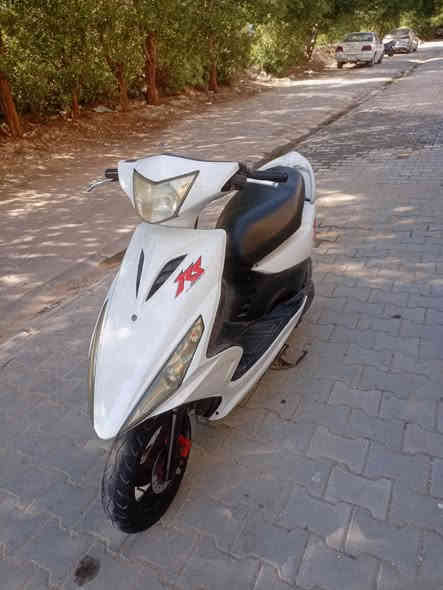 السلام عليكم للبيع دراجه ماكس مضلع نوزل ياباني 120 الدراجه مكينه مال رمبه برغي مامفتوح كله بلاديه شغاله كهربائيات كله شغاله دشبول الكتروني مكاني بغداد الكرخ العطيفيه السعر المطلوب 475 وبيه مجال بسيط هذه رقمي للتواصل *********** اتصال
