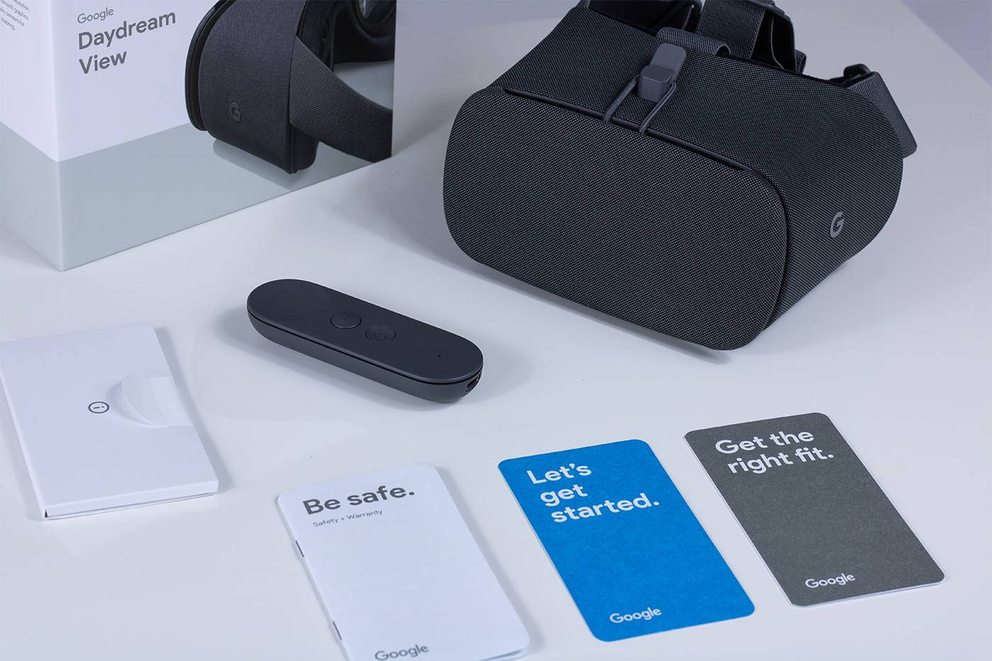 من بعد أذن الادارة
توفر 
نظارة Google Daydream View للواقع الافتراضي، والتي توفر تجربة غامرة وممتعة، تتميز بتصميم مريح يضمن استخدامًا طويل الأمد دون إزعاج. 
التوافق: تتوافق مع مجموعة واسعة من الهواتف الذكية المتوافقة مع منصة Daydream.
المكونات: تأتي مع وحدة تحكم (ريموت) بسيطة لتفاعل سهل مع المحتوى.
المميزات: خفيفة الوزن ومصممة بشكل مثالي لتجربة مستخدم مريحة.
الإصدارات: قد تكون هذه النسخة هي الجيل الثاني من النظارة. 
اعلى سعر ياطيبين


**إذا كنت صاحب هذا الإعلان وتريد حذفه لأي سبب، رجاءا أرسل رسالة إلى الدعم الفني**