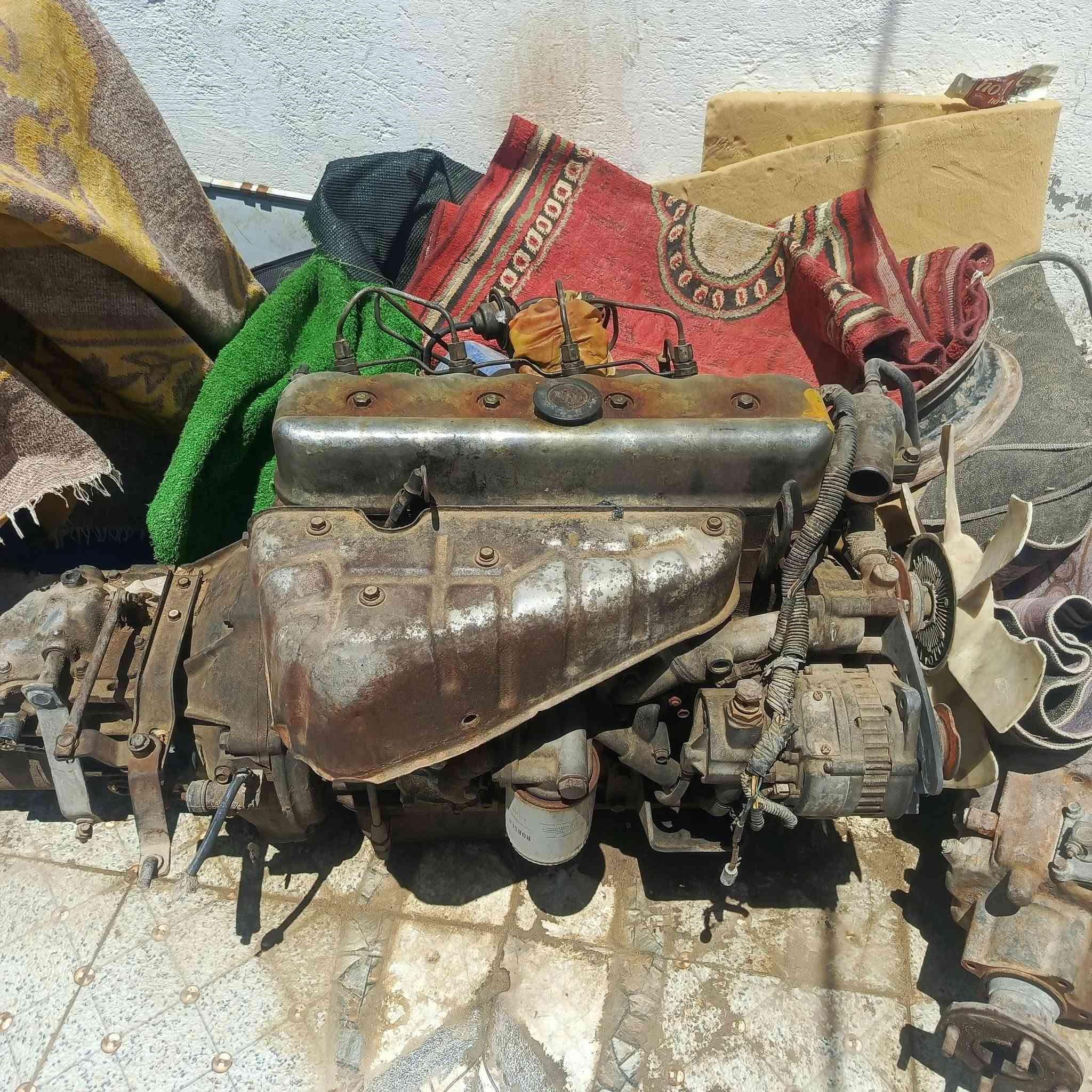 مكينه نيسان 4 سلندر مكان بصره ***********
