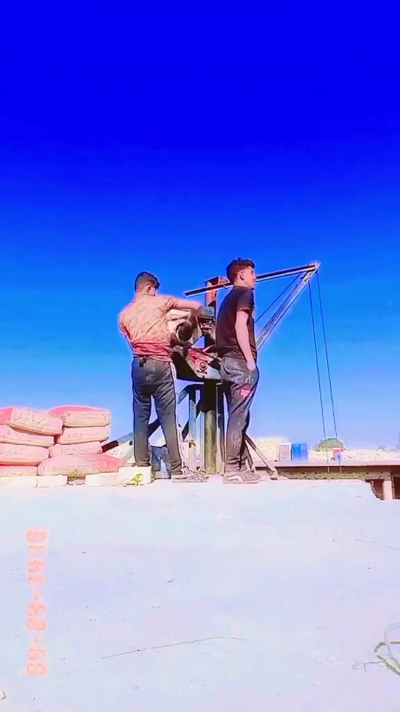 ونج تصعيد مواد البناء في النجف الشرف ***********
