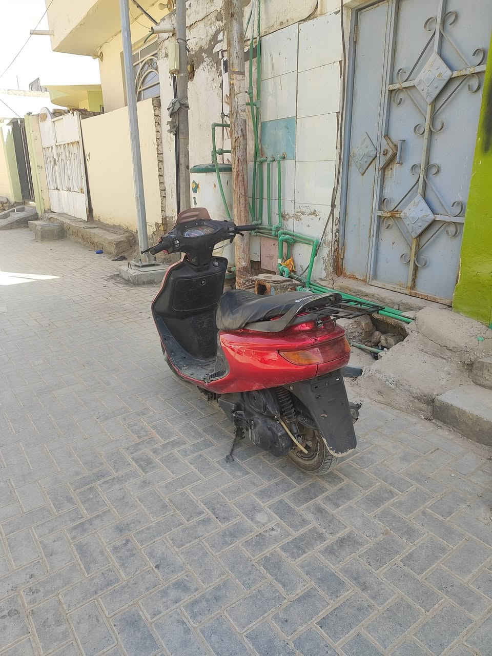 السلام عليكم 
فراشه فحل شغاله سلف هندر
مكينه ناعمه مفتوحه ولفات فقط 
الكفرات تعبانه
حساسات بريك لايت عالي وناصي شغال
سعر 280 الف وبيها مجال مكاني


**إذا كنت صاحب هذا الإعلان وتريد حذفه لأي سبب، رجاءا أرسل رسالة إلى الدعم الفني**
