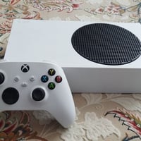 اكس بوكس سيريس اس • نضافه • كامل اغراضه