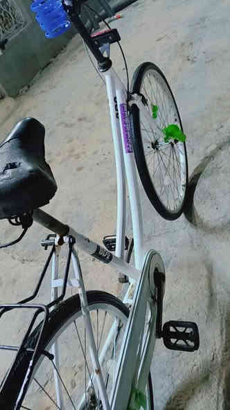 السلام عليكم باسكل للبيع لون ابيض حجم 26  السعر 65 وبي مجال العنوان  كربلاء طويريج رجيبه رقم  ***********
