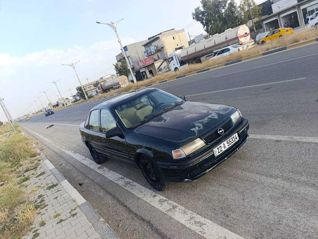 اوبل فيكترا موديل 95 حجم 20 تبريد بلادي محرك كير شرط صبغ بلادي رقم اربيل دولي سنويه خلصان  سنه السعر 35 بي مجال قليل مكاني كركوك عمل شعبي *********** كركوك, العراق
